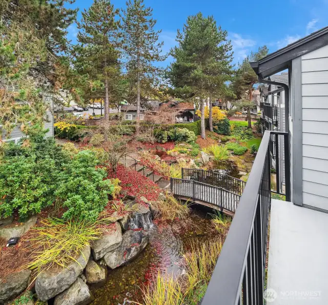 Private Deck Overlooking Ponds, Waterfalls, And Clubhouse.