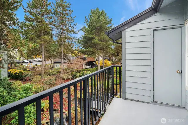 Private Deck Overlooking Ponds, Waterfalls, And Clubhouse.