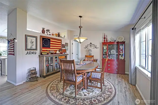 Formal dining room or additional living room.