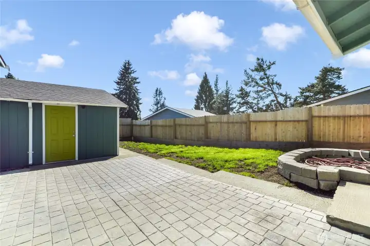 Detached Garage/Storage
