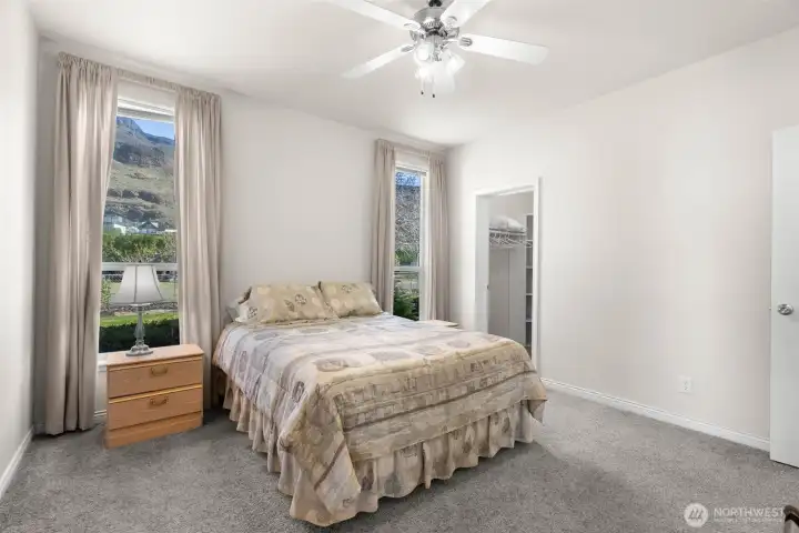 Bedroom 2 w/ walk in close