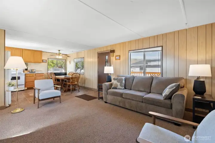 1977 Single wide time capsule has been loved and well mainted.