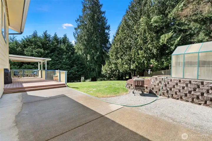 Oversized Patio