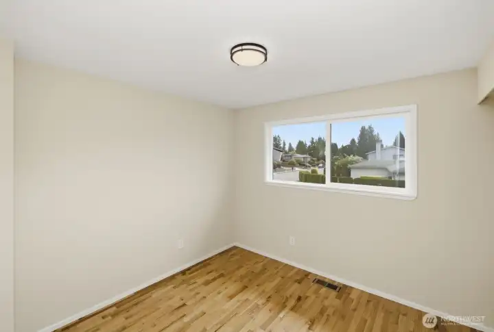 Guest bedroom #1
