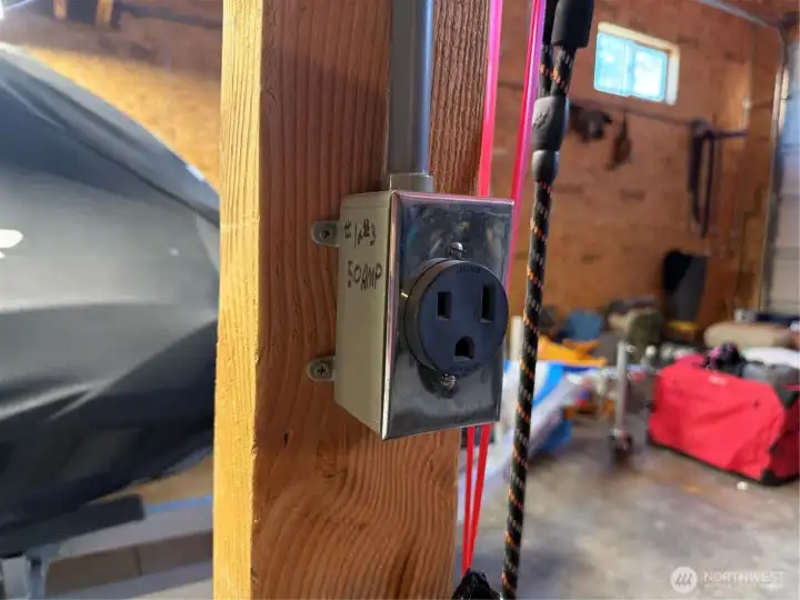 50 Amp plug in shop, shop is also plumbed with easy access to air lines