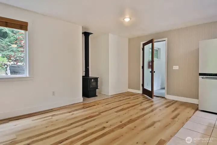 French door to the laundry area... French door to the laundry area...