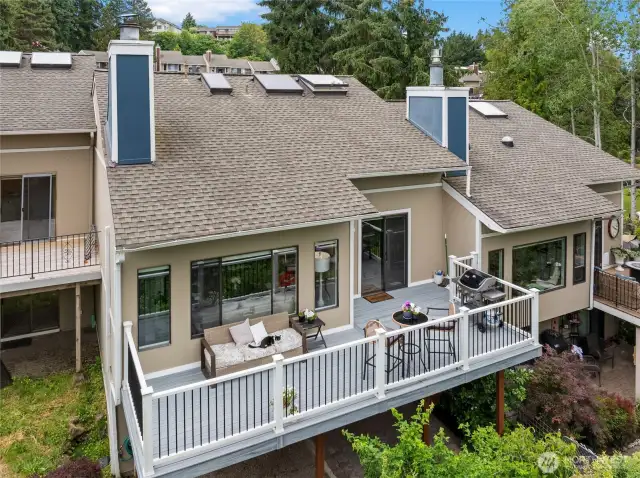 The unit is perfectly situated for ultimate privacy while enjoying the sounds of nature and lush surroundings