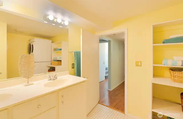 Lower level 3/4 bath includes the laundry facilities -- and lots more storage!
