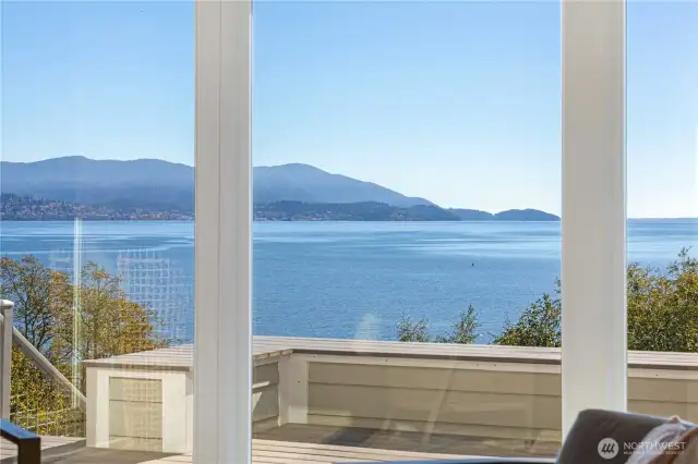Floor-to-ceiling windows make you feel enveloped by the incredible surroundings.