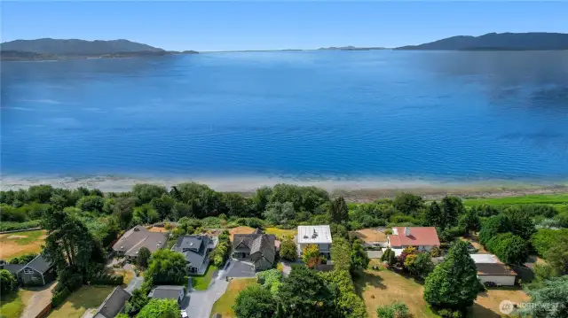 Explore the ever-changing tidelands right out your doorstep.