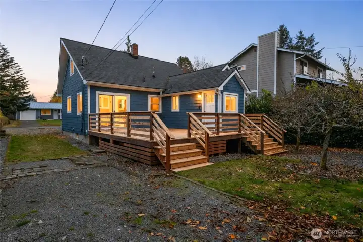 New deck with plenty of space for BBQs and get togethers.