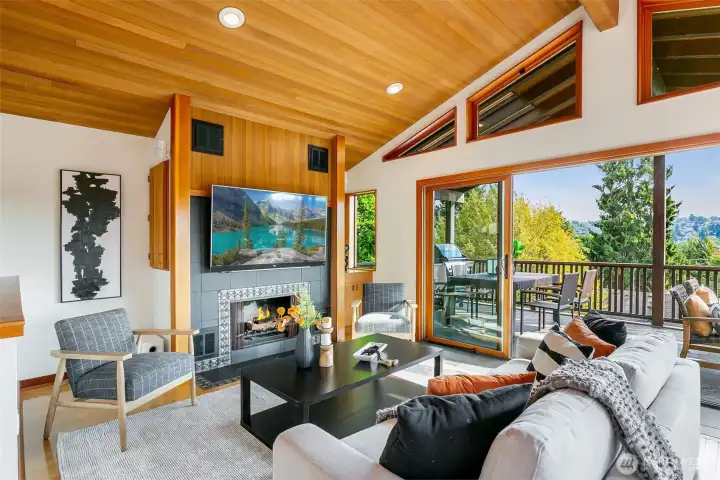 Vaulted ceilings invite the light.