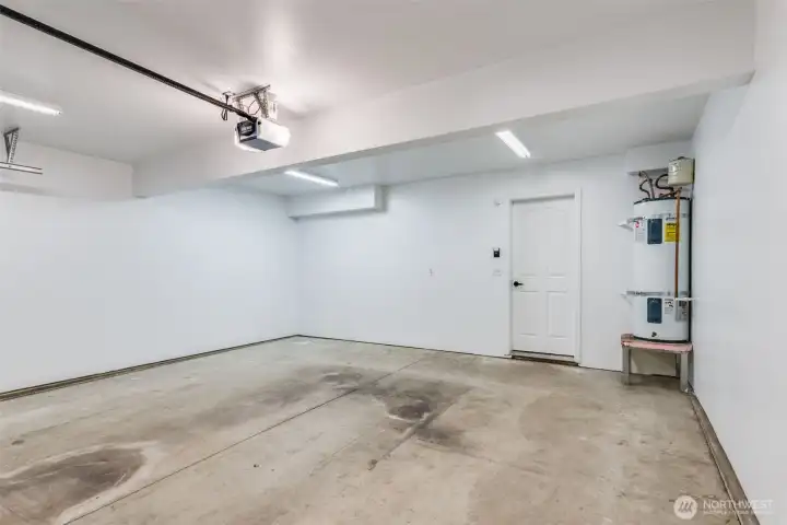 Fully Finished and Insulated Garage w/New Insulated Garage Door