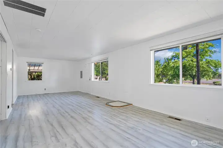 family and dinning room