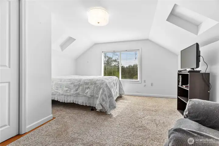 1 of 2 upstairs bedrooms