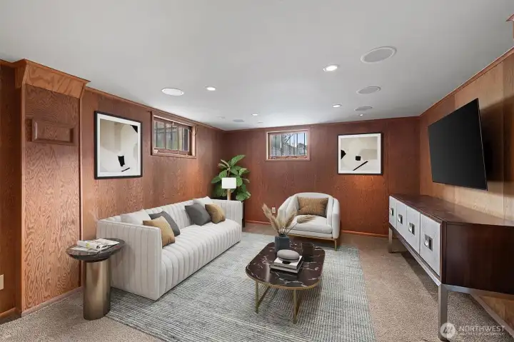 4th bedroom or flex room downstairs