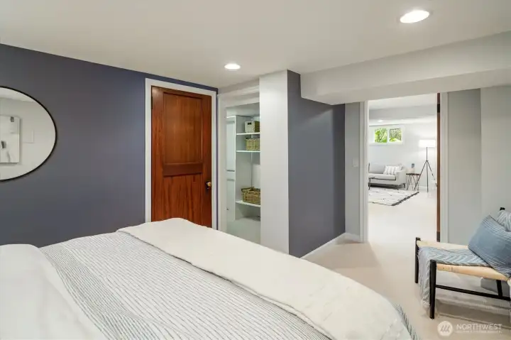5th bedroom.