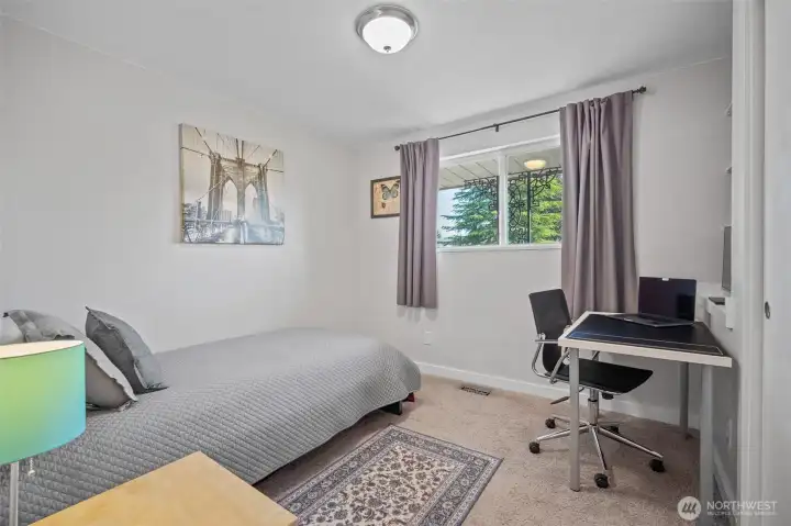 Twin Bedroom