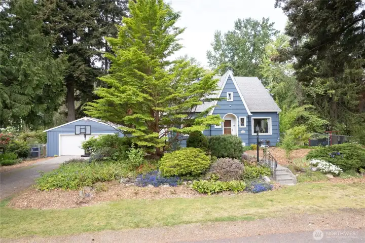 Beautiful setting with lots of off street parking