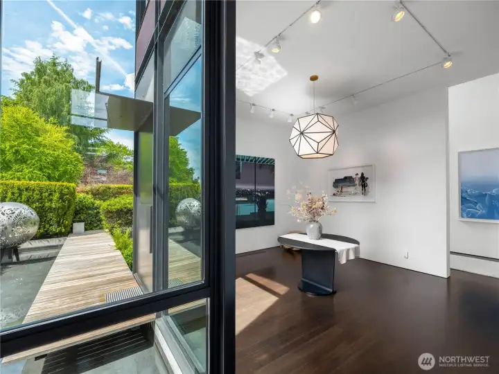 Front entry foyer