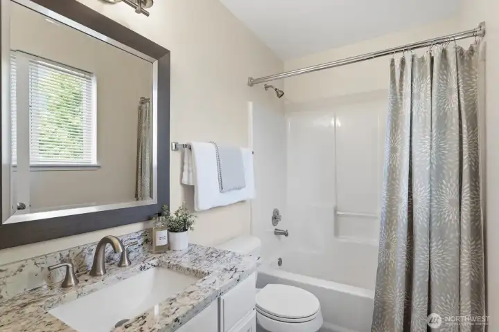 Full hall bathroom, great for guests.