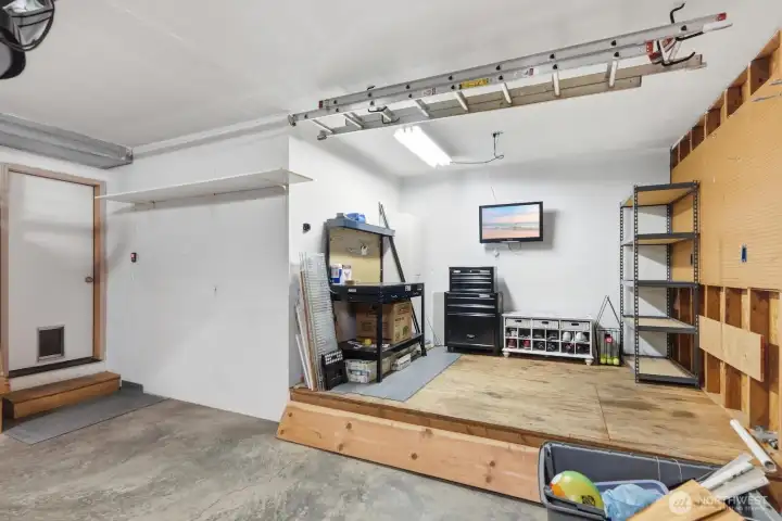 Use this additional space to indulge in your hobbies, or just use it as storage!