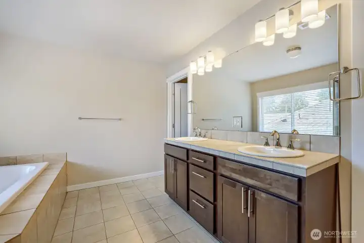 Primary bath