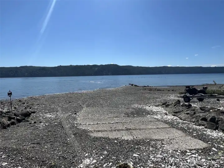 Your ownership includes access to the boat launch and beach on the west shore of Hood Canal. Your ownership includes access to the boat launch and beach on the west shore of Hood Canal.