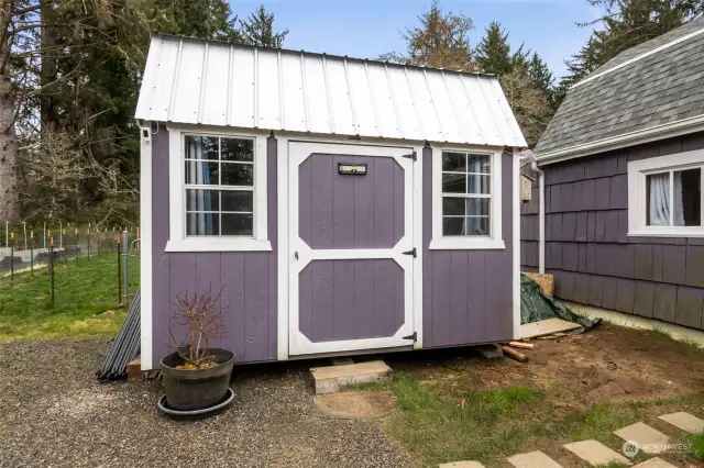 Fully insulated and powered shed