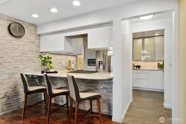 Additional Sitting area for the Kitchen