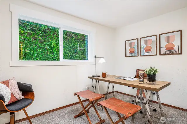 Downstairs bedroom #2. Lots of daylight, perfect for an office!