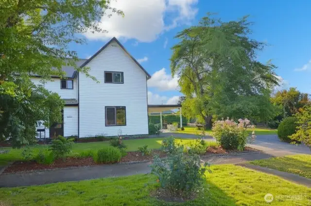 Don't miss this exceptional property where comfort meets unparalleled potential.