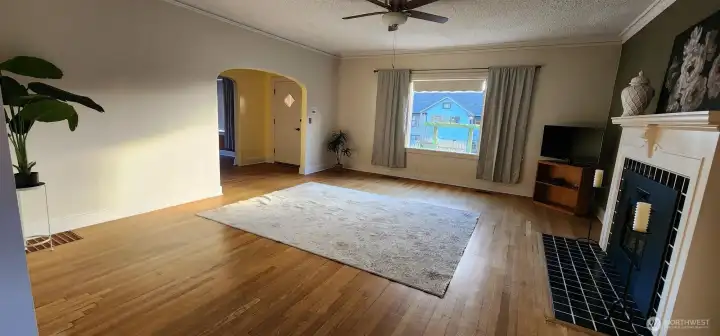 Lg. Living room with electric Fireplace