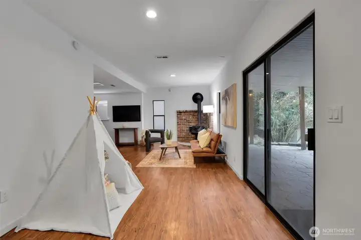 The flow of the home makes it easy to move from room to room.