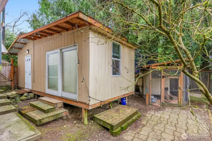 This building could easily become a home office, creative studio, workshop, home gym, or even a future ADU with the right vision.