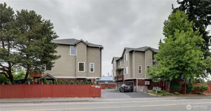 Welcome to this private 4-unit townhome community with low HOA dues.