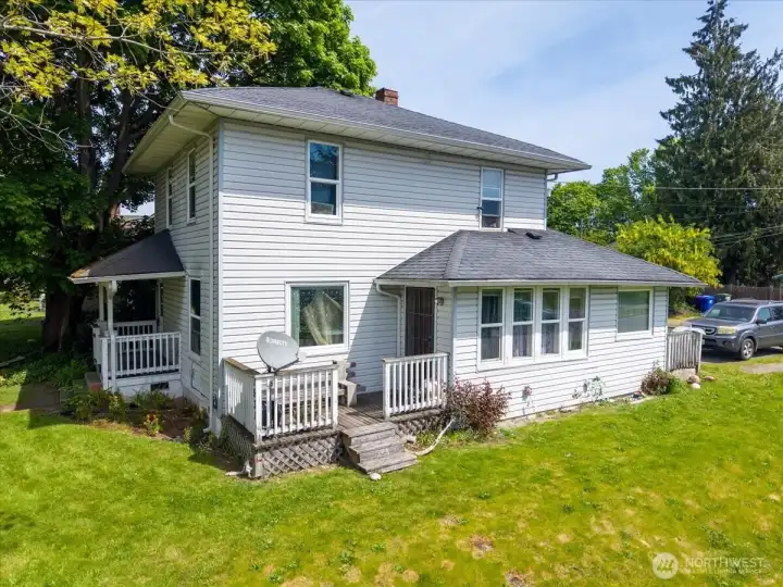 Offering timeless charm and strong income potential. Offering timeless charm and strong income potential.