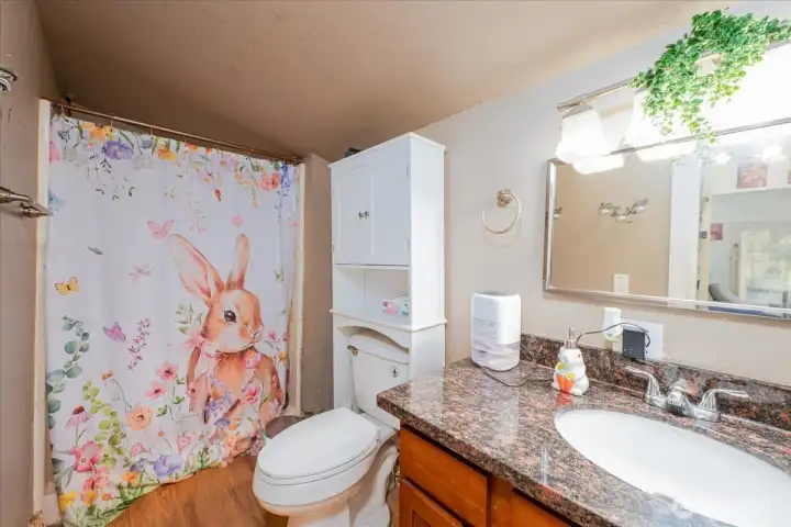 Unit B Full Bathroom. Unit B Full Bathroom.