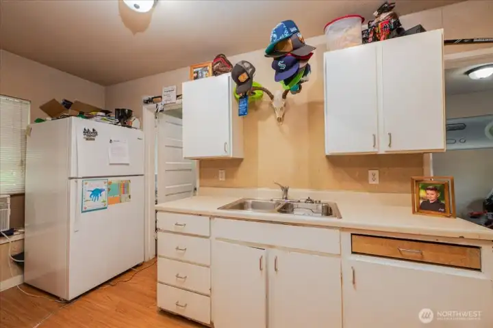 Unit A Kitchen Unit A Kitchen
