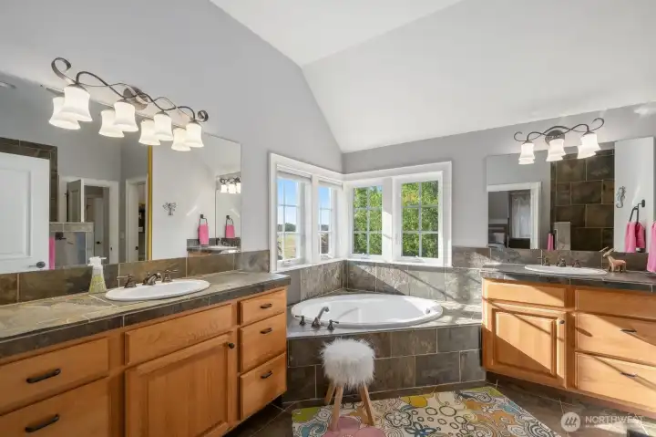2nd floor - junior ensuite