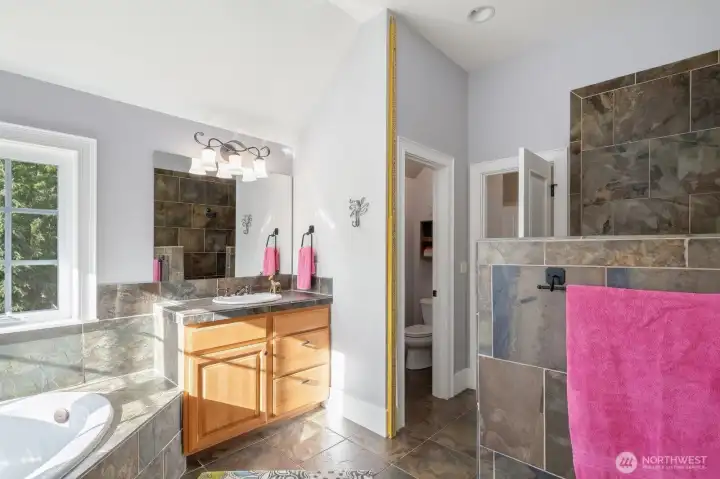 2nd floor - junior ensuite