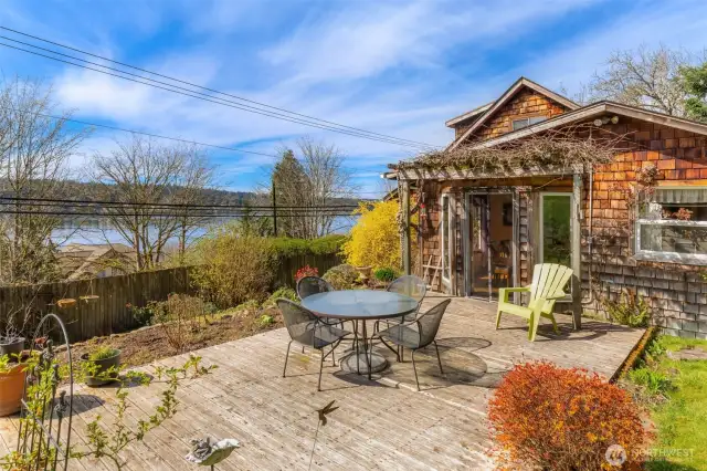 Spacious Deck Off Dining Room
