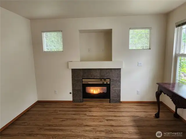 Gas fireplace to keep you warm on chilly nights.