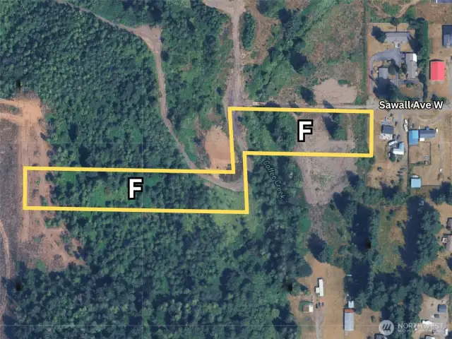 Overhead view with approximate boundaries in yellow.