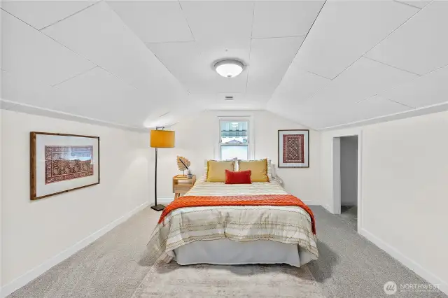 Upstairs bonus room