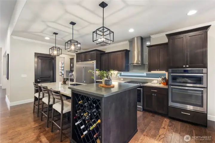 Enjoy the Double Oven, Built-in Microwave & Gas Range