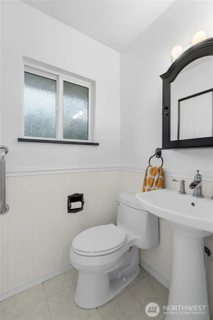 1/2 bath in Laundry Room
