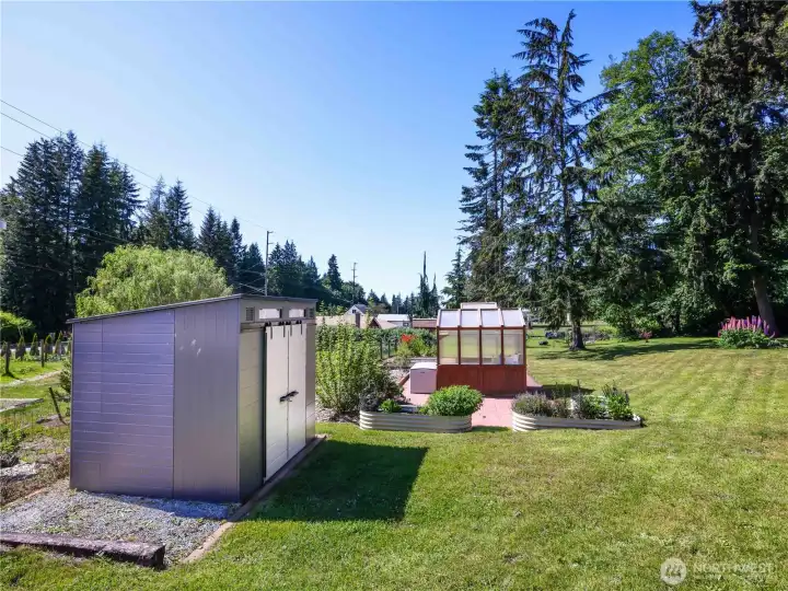 Shed and green house facing north