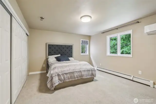 Upstairs Bedroom #2