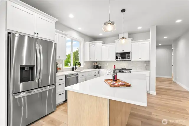 Great layout with plenty of storage.